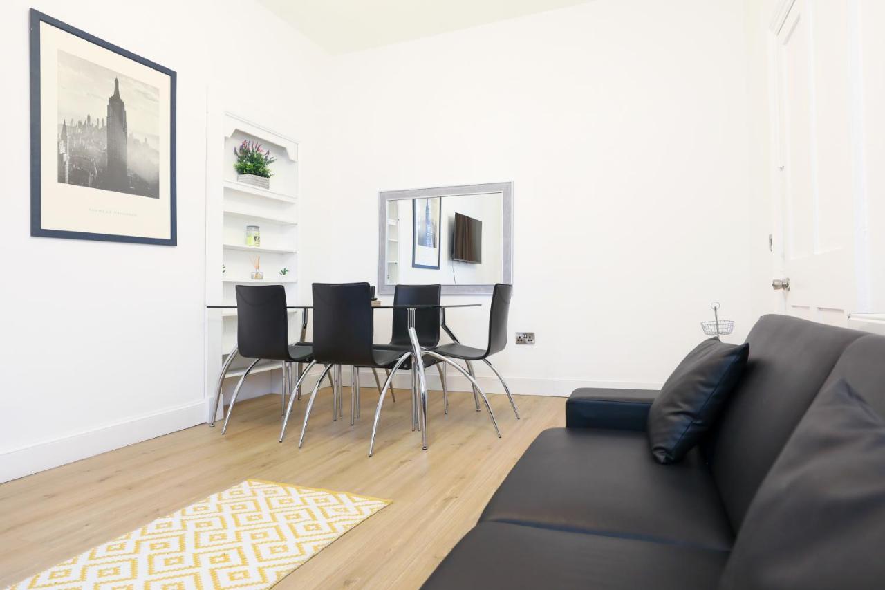 Stunning Modern 3 Bedroom Apartment Edimburgo Esterno foto