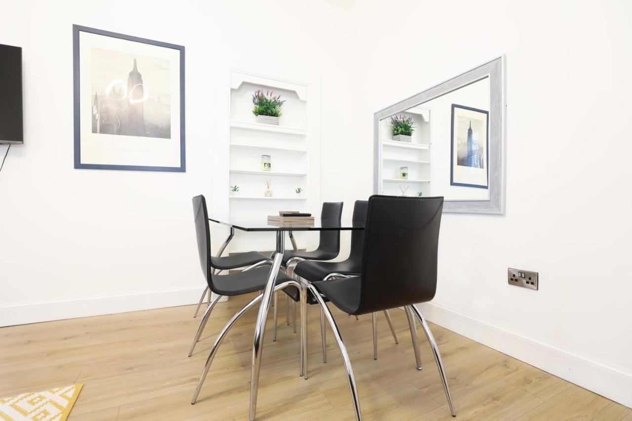 Stunning Modern 3 Bedroom Apartment Edimburgo Esterno foto