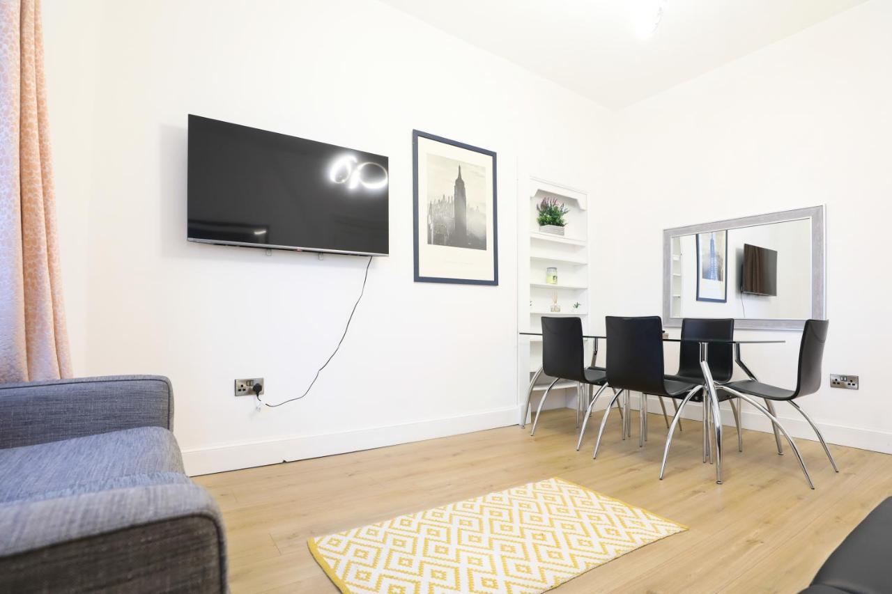 Stunning Modern 3 Bedroom Apartment Edimburgo Esterno foto